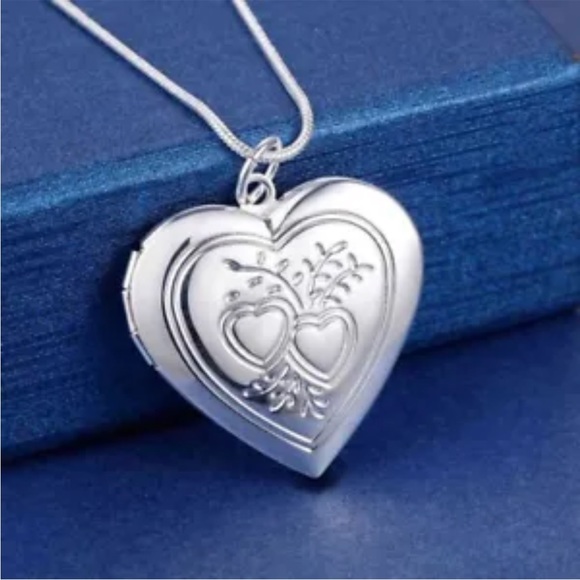 Jewelry - 💖 Sterling Silver Double Heart Locket Necklace 16” NEW